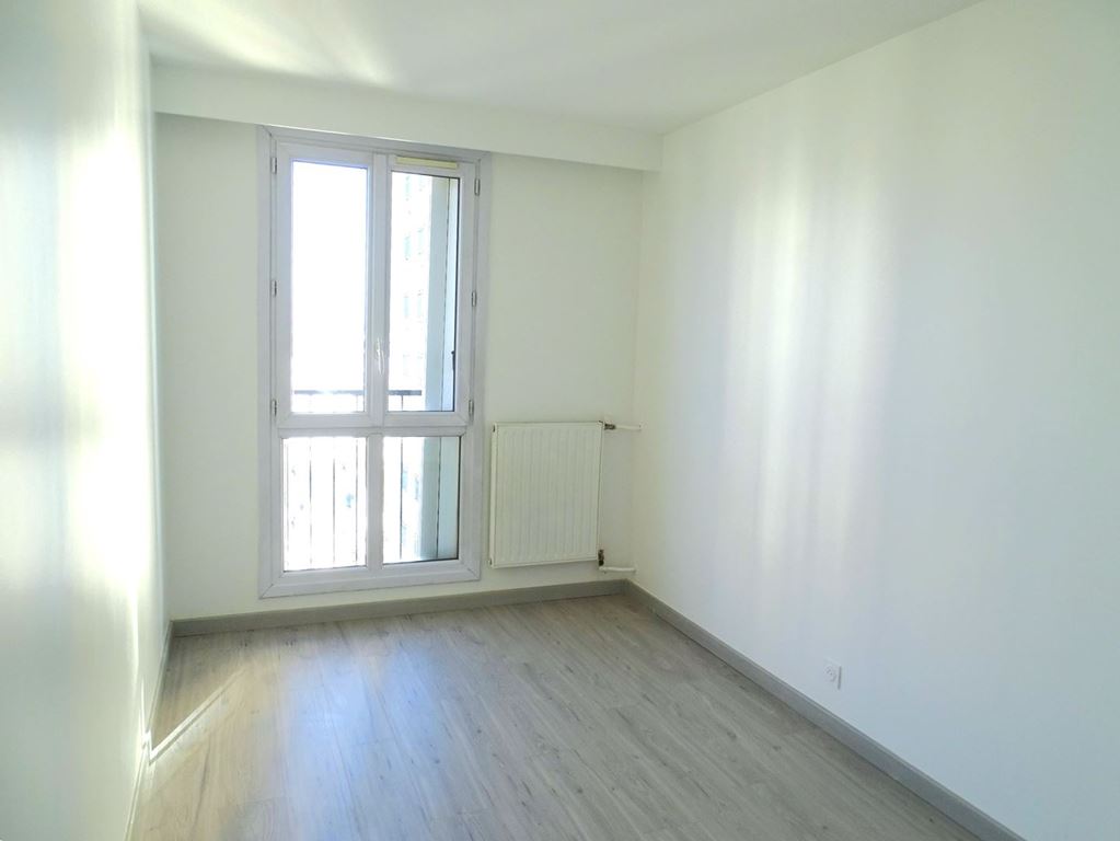 Appartement T4 NOISY LE SEC (93130) AGENCE LAND-IMMO